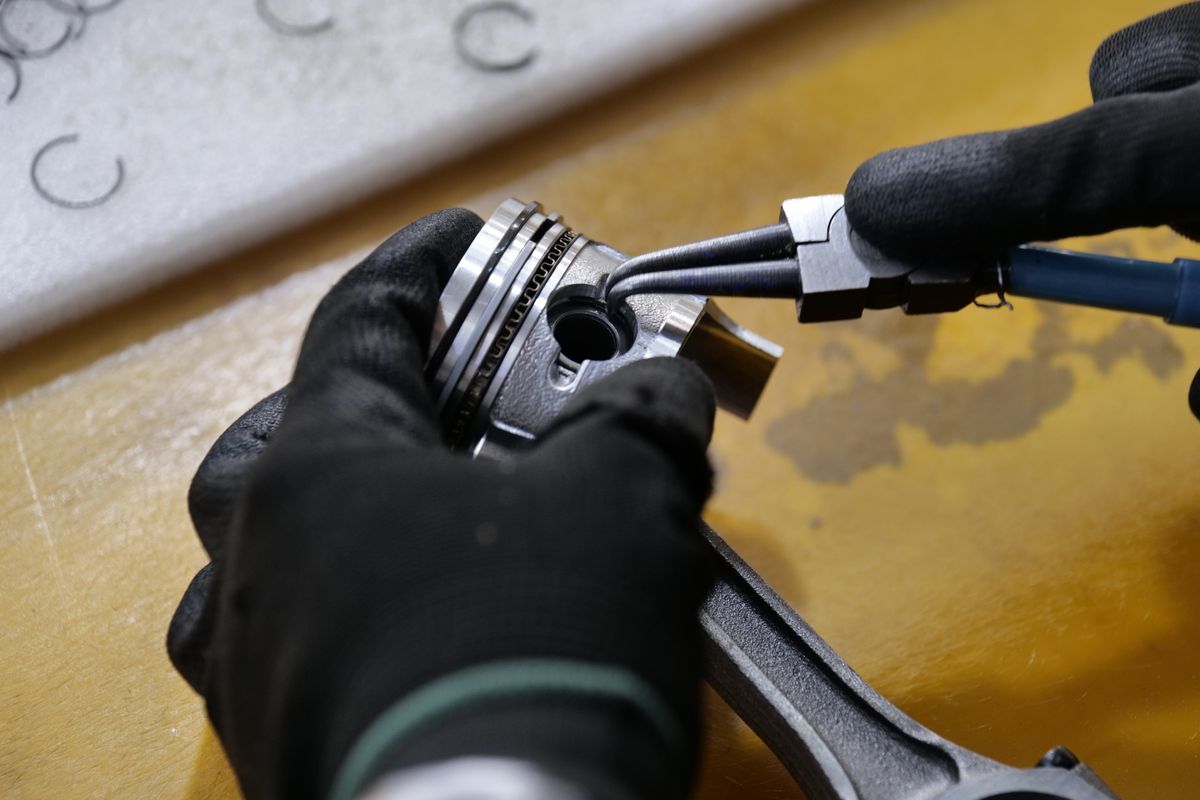Signs Your Clutch Plate Needs Replacing (Before It Fails on the Road)