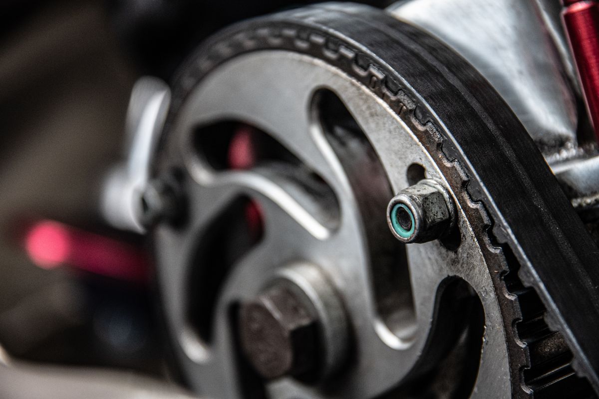 A Guide to Timing Belts, Chains and Pulleys